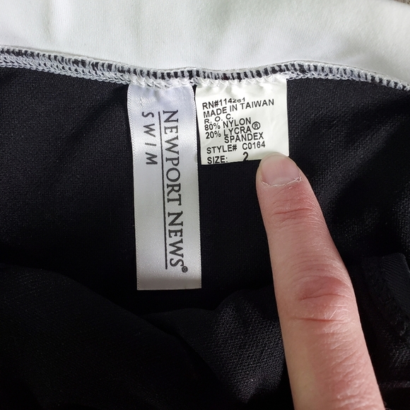 NEWPORT NEWS | Black & White Swim sz 2 - Picture 2 of 10